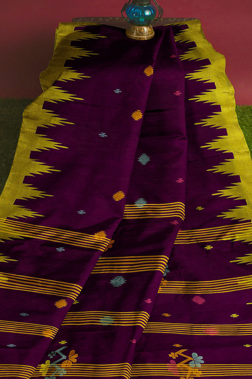 মণিপুরী শাড়ি