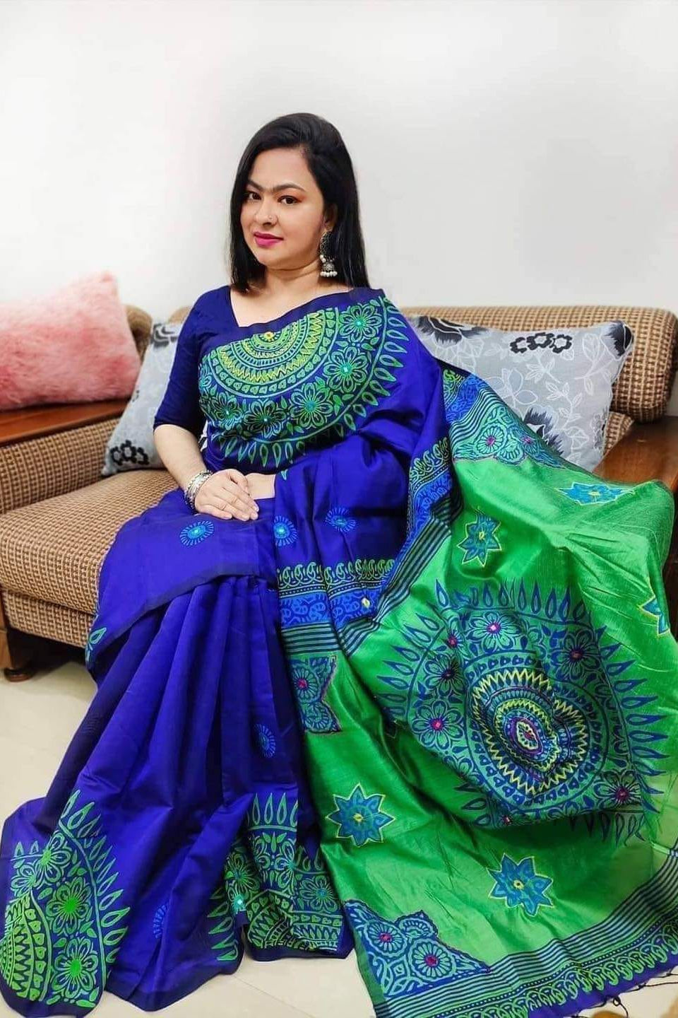 ধুপিয়ান সিল্ক