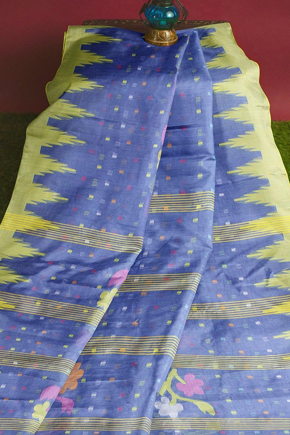 মণিপুরী শাড়ি