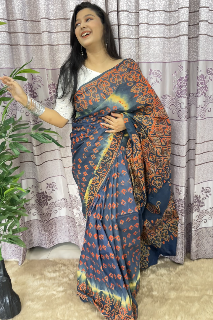 প্রিমিয়াম বাটিক শাড়ী