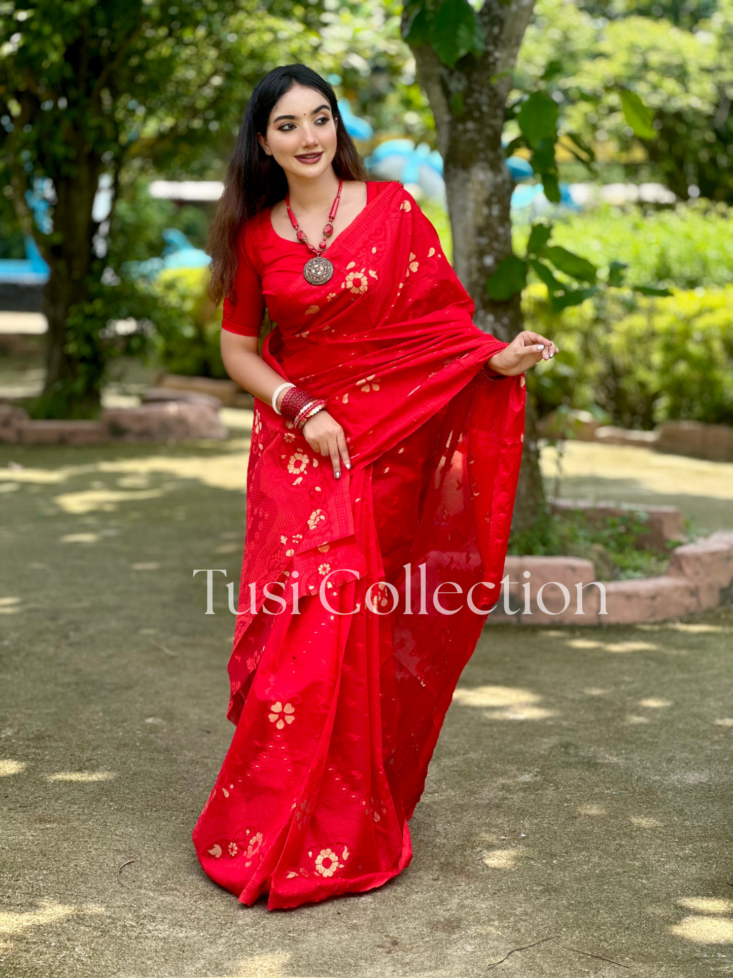 Half Silk Hand Loom Saree