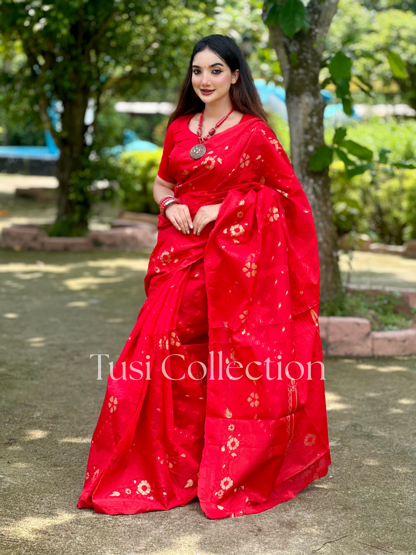 Half Silk Hand Loom Saree