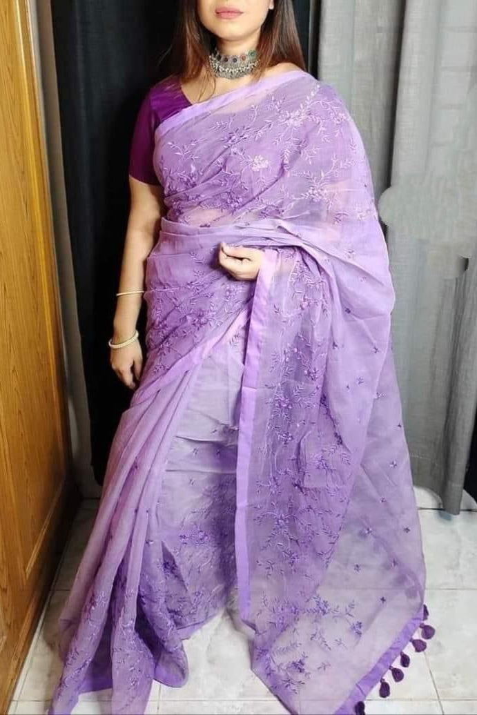প্রিমিয়াম হাফ সিল্ক শাড়ি