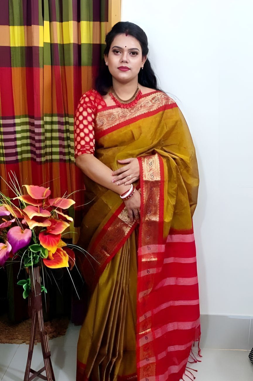 প্রিমিয়াম কটন শাড়ী