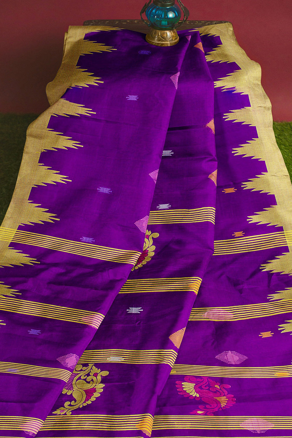 মণিপুরী শাড়ি