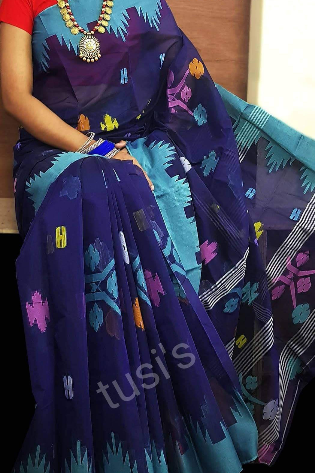 মণিপুরী শাড়ি