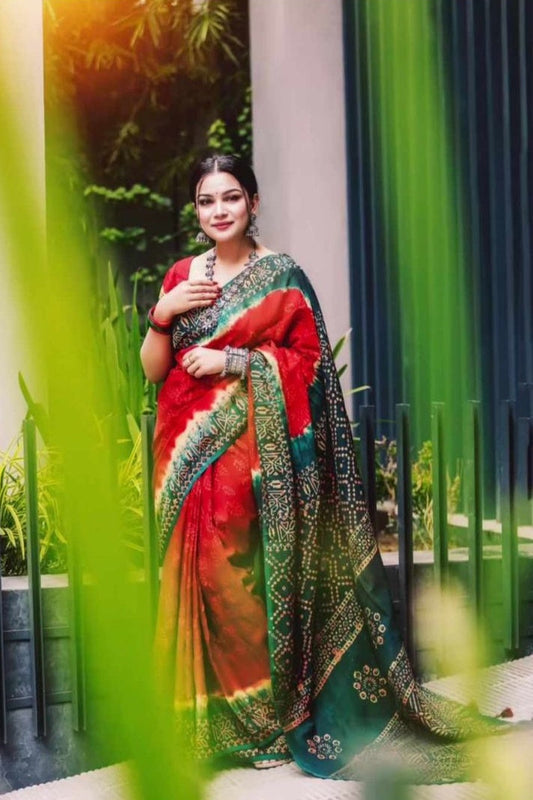 প্রিমিয়াম সিল্ক শাড়ি