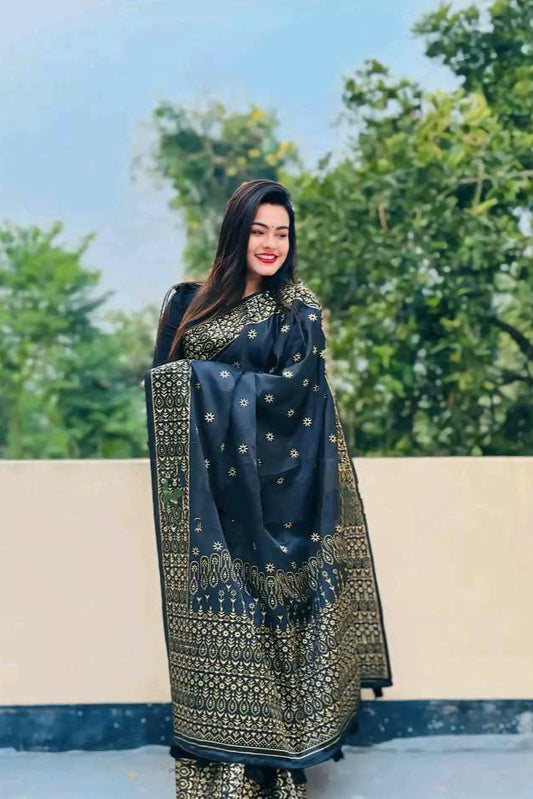 প্রিমিয়াম সিল্ক শাড়ি