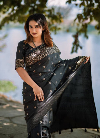 প্রিমিয়াম সিল্ক শাড়ি