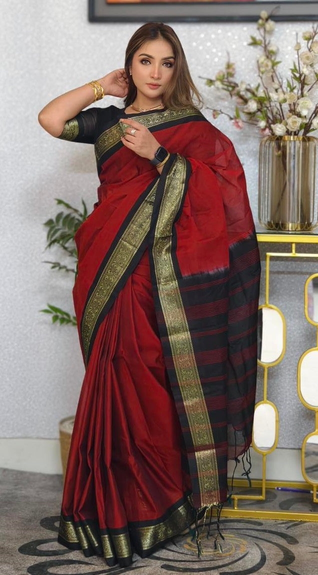 প্রিমিয়াম কটন শাড়ী