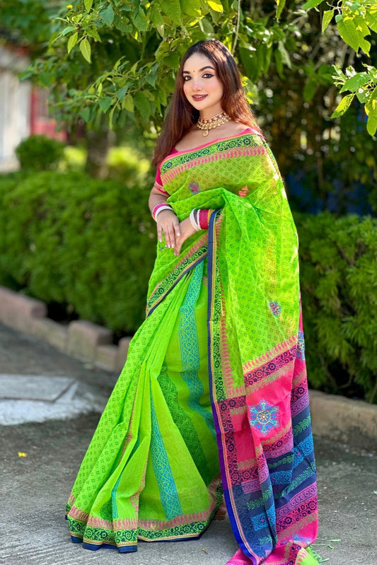 প্রিমিয়াম হাফসিল্ক বুটিক শাড়ি