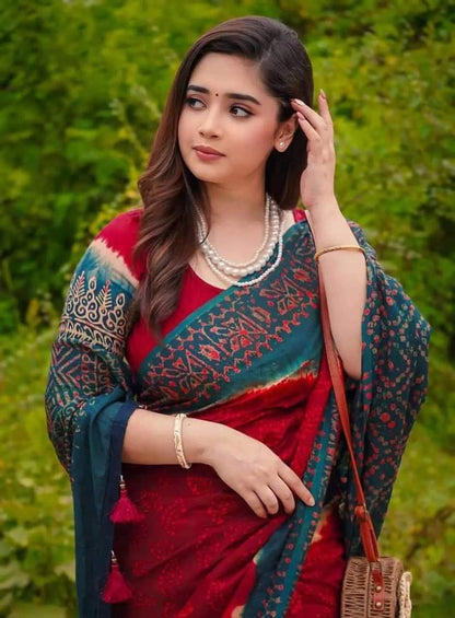 প্রিমিয়াম সিল্ক শাড়ি