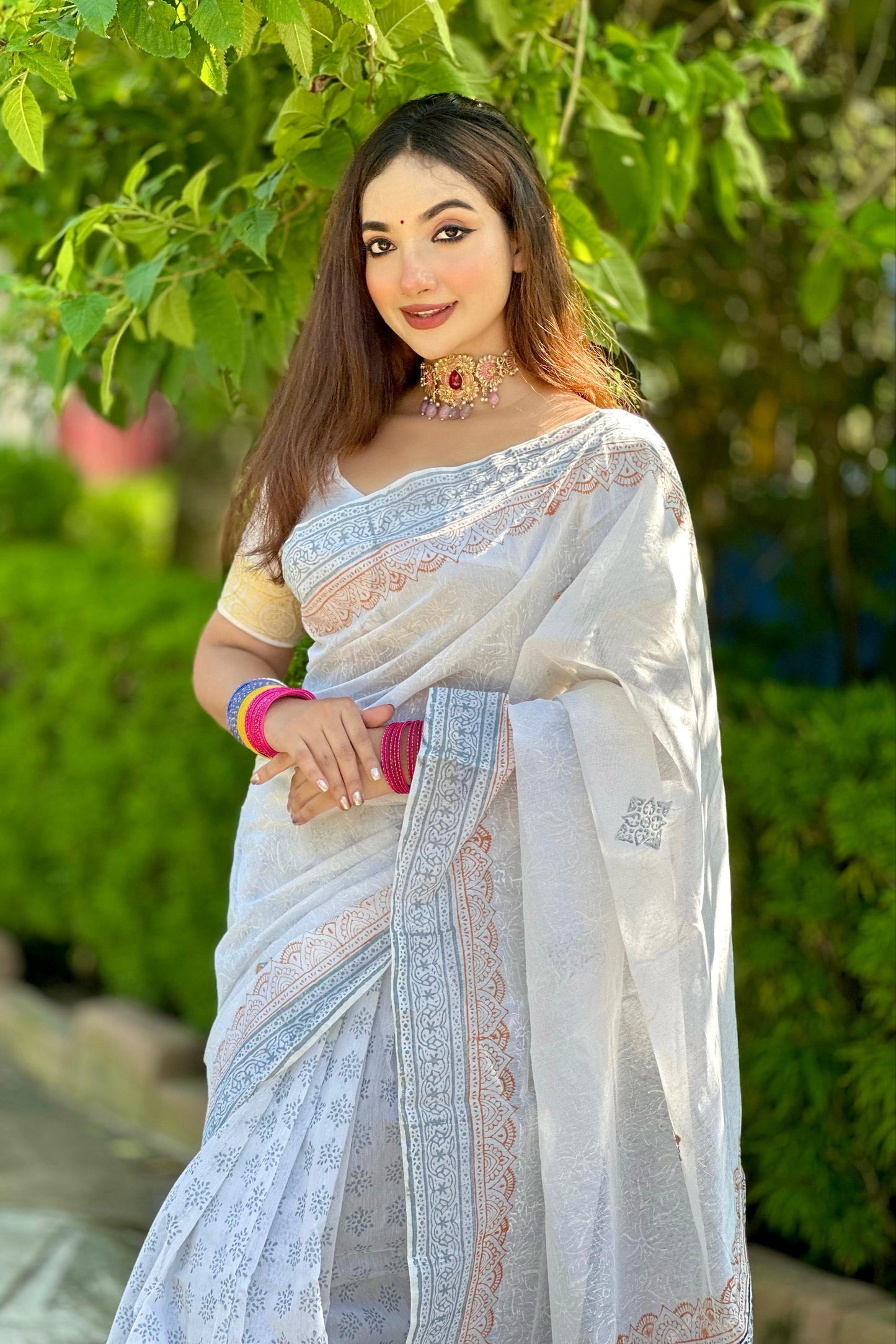 প্রিমিয়াম হাফসিল্ক বুটিক শাড়ি