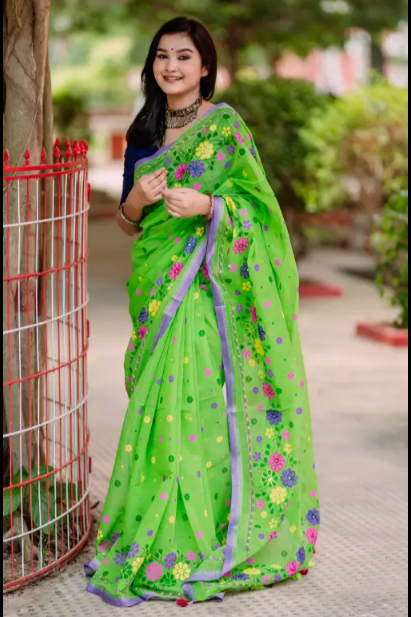 প্রিমিয়াম হাফসিল্ক বুটিক শাড়ি