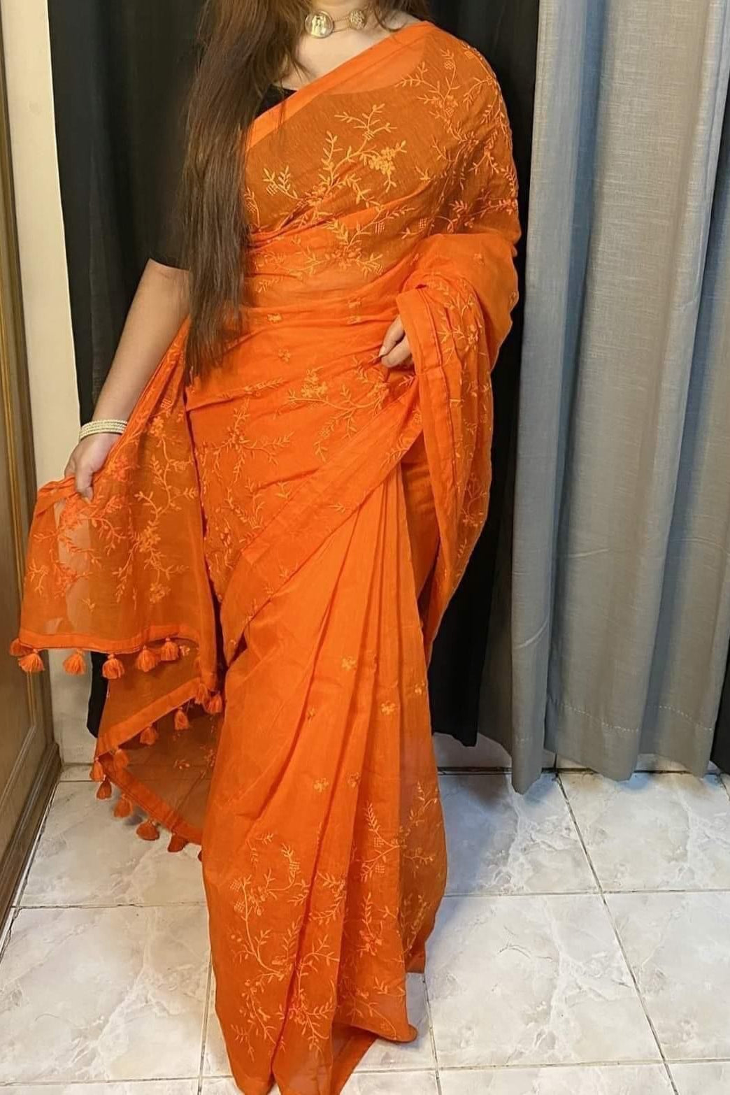 প্রিমিয়াম হাফ সিল্ক শাড়ি
