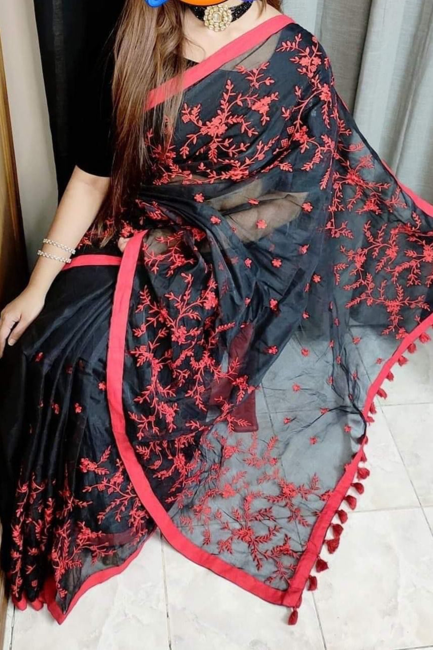 প্রিমিয়াম হাফ সিল্ক শাড়ি