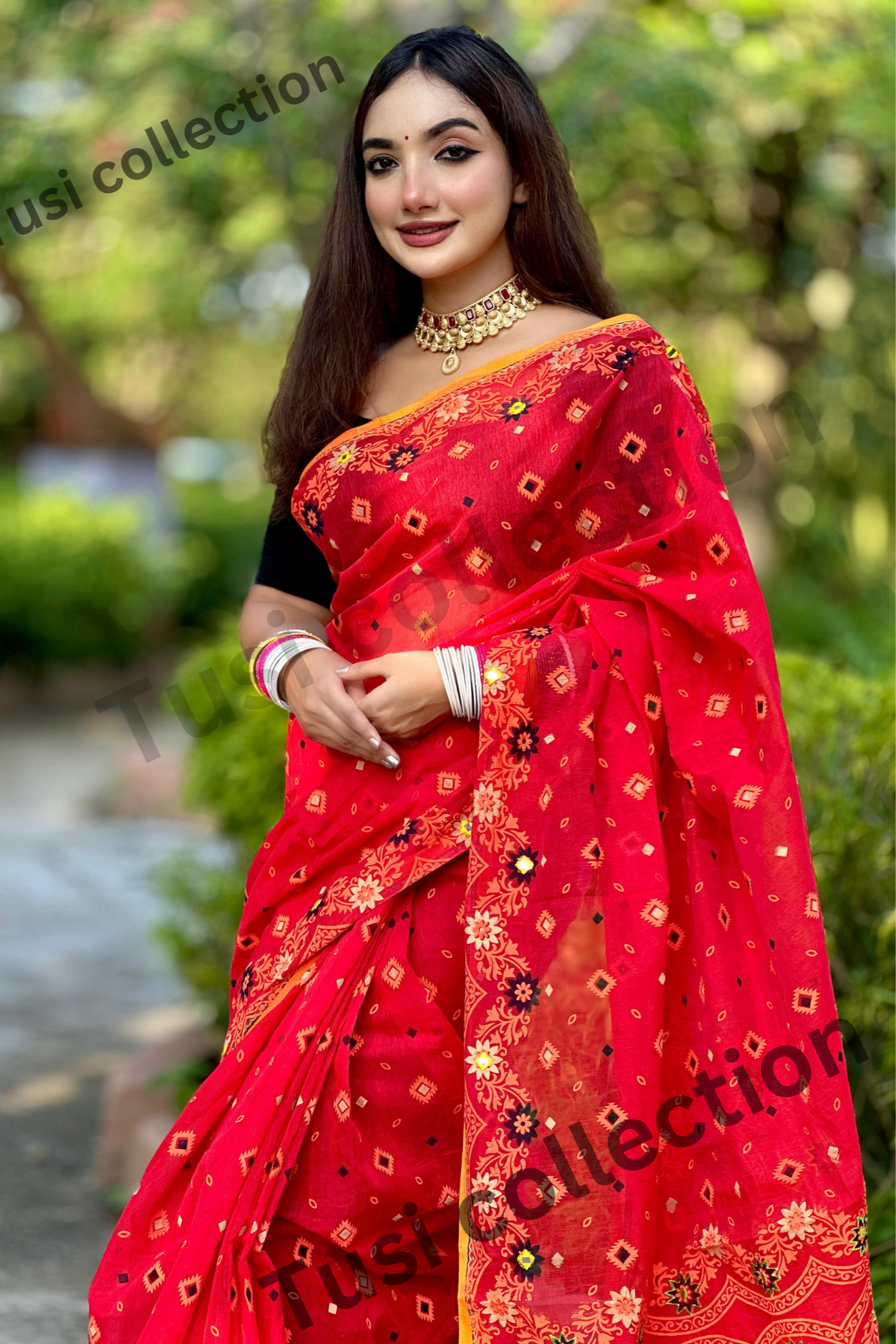 প্রিমিয়াম হাফসিল্ক বুটিক শাড়ি