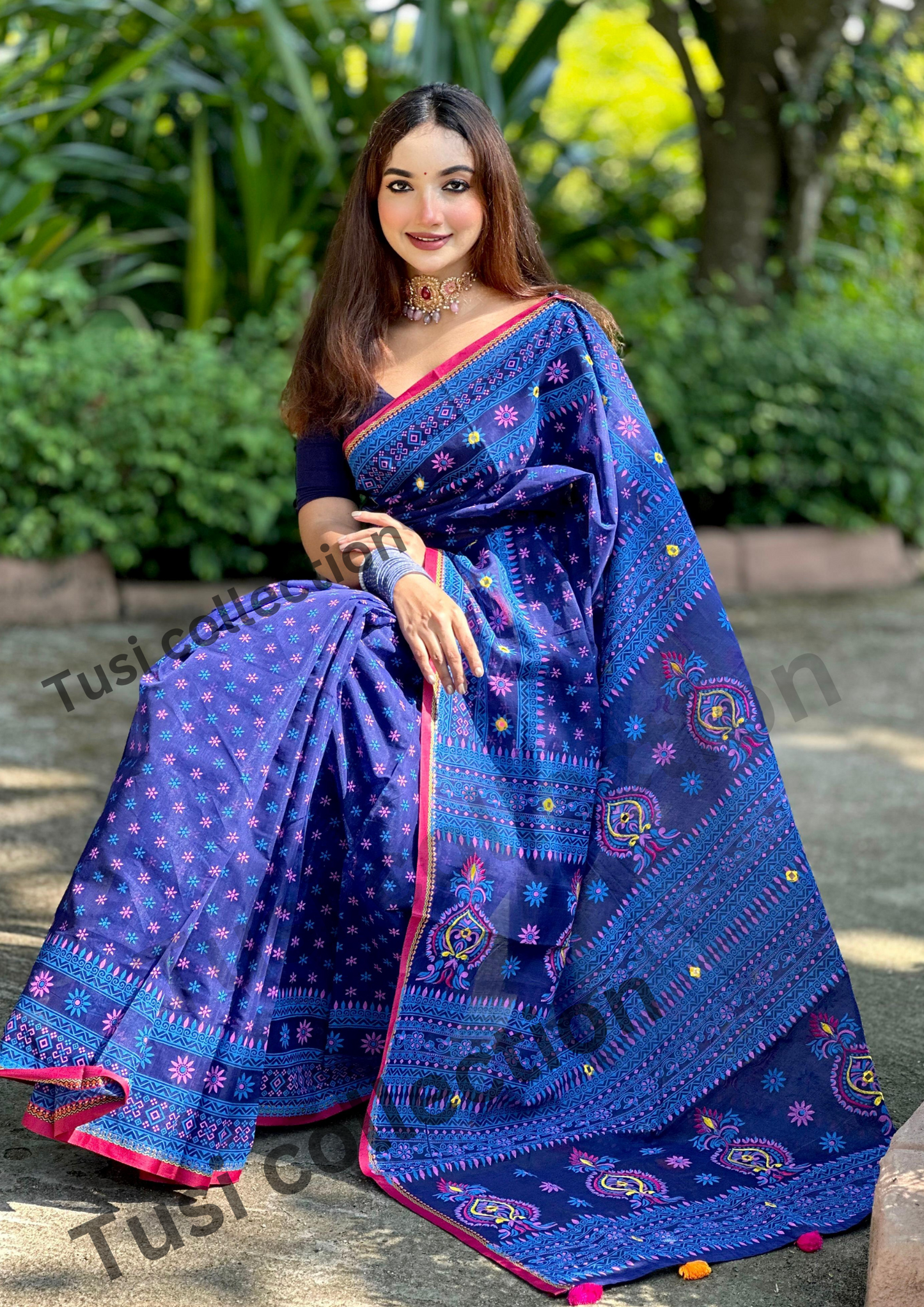 প্রিমিয়াম হাফসিল্ক বুটিক শাড়ি